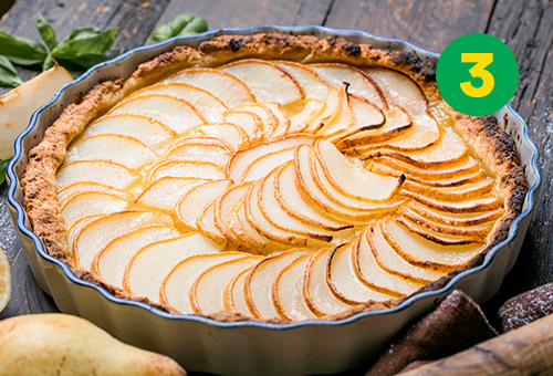 Tarte aux pommes et aux poires et cannelle avec un caramel maison